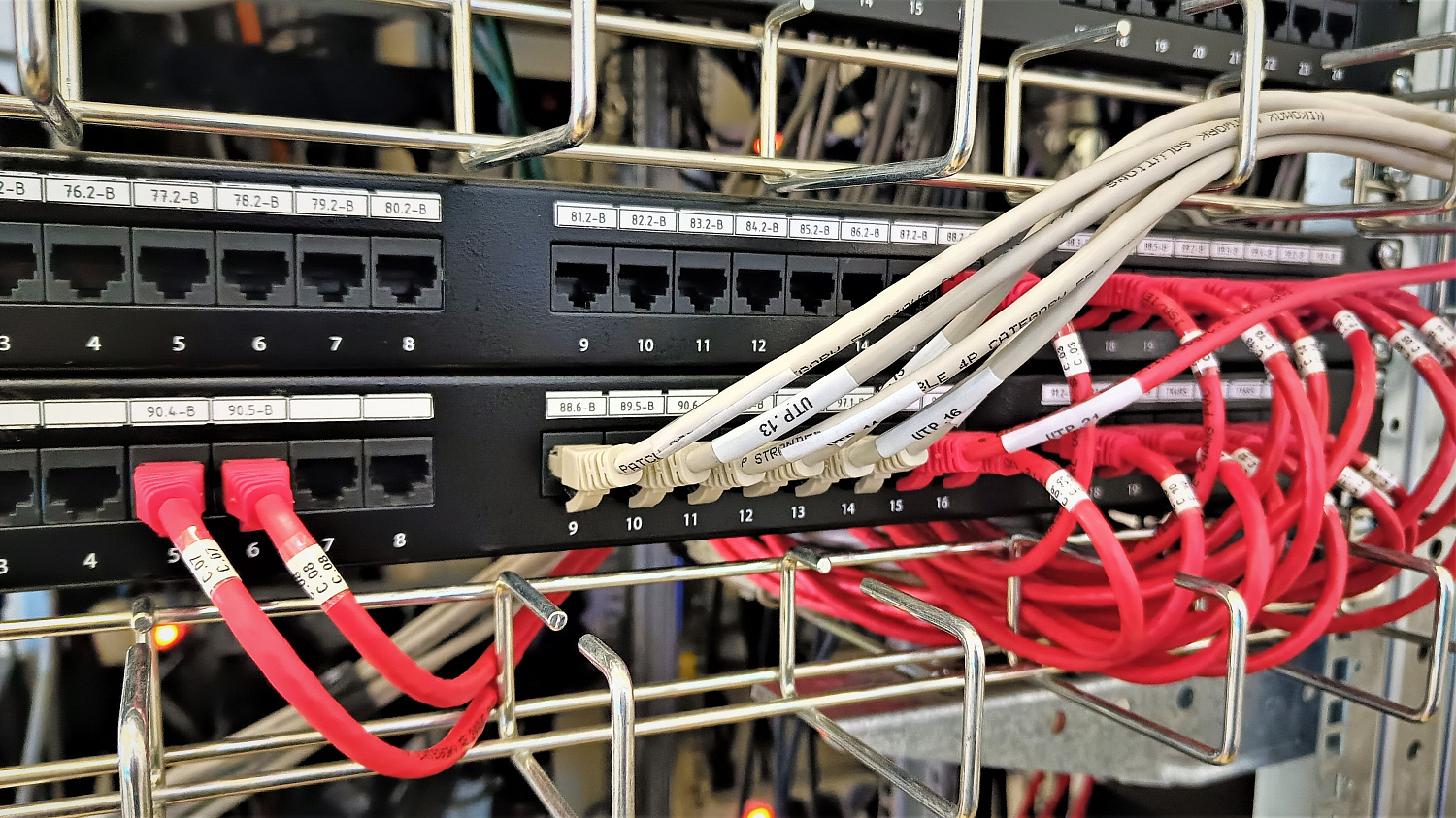 Конференц-зал Правительства РБ и Администрации Главы РБ,  модернизация программно-технического комплекса (Улан-Удэ, ул. Ленина, 54, зал 318)