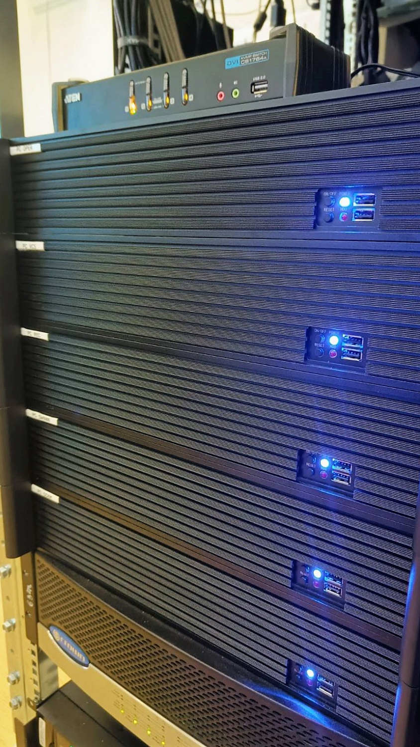 Конференц-зал Правительства РБ и Администрации Главы РБ,  модернизация программно-технического комплекса (Улан-Удэ, ул. Ленина, 54, зал 318)