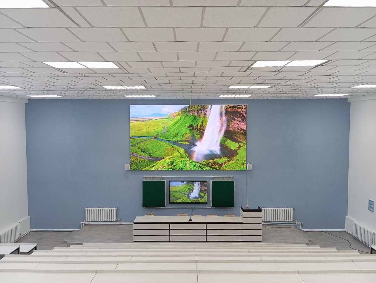 Оснащение учебных лекционных аудиторий БГУ мультимедийным комплексом аудио и видео трансляции