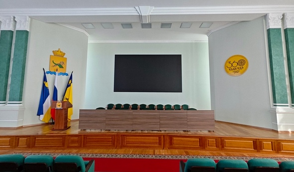 Программно-аппаратный комплекс в зале №3 Администрации г. Улан-Удэ