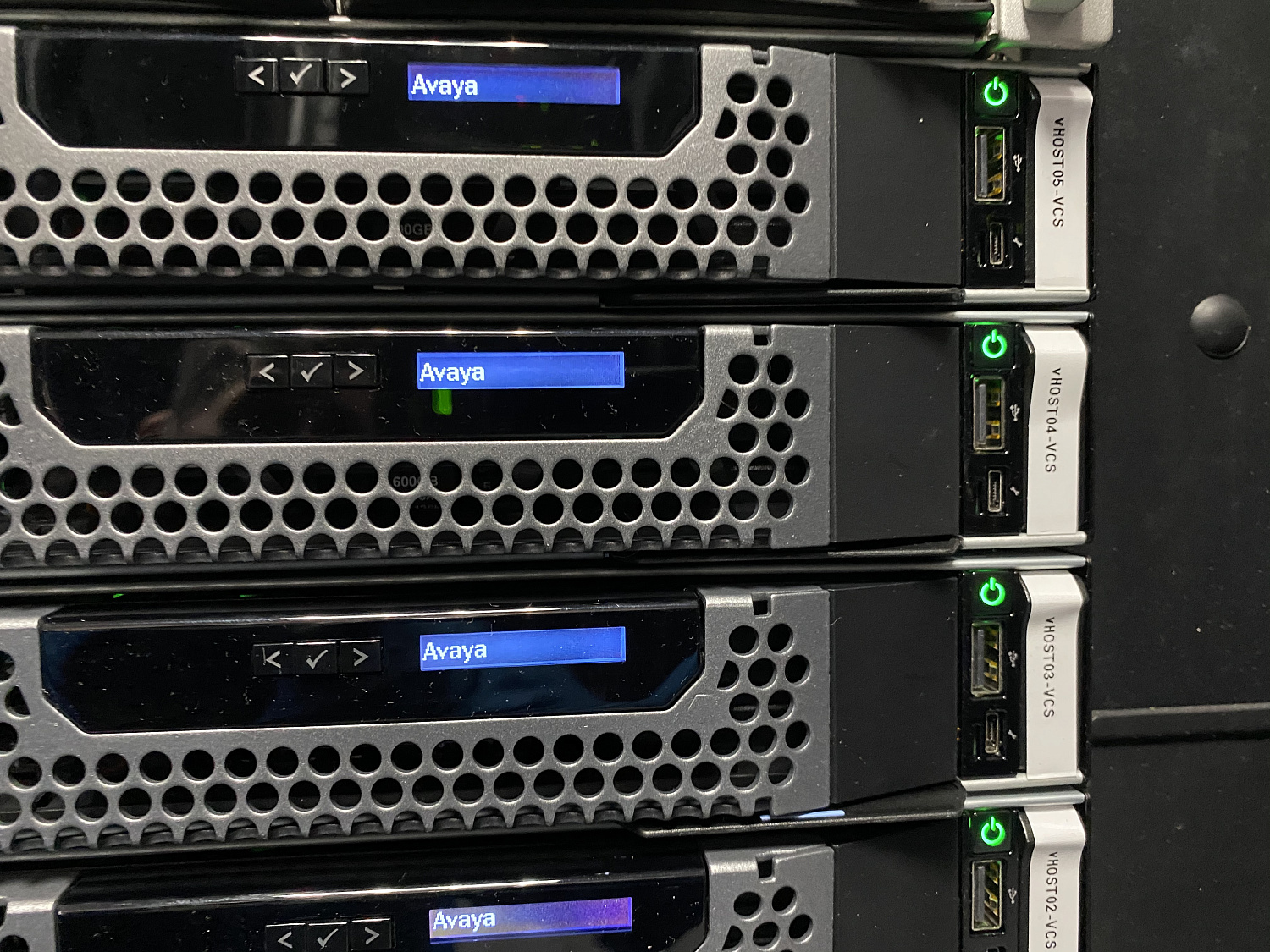 Системы видеоконференцсвязи Администрации Главы и Правительства РБ на базе Avaya Equinox